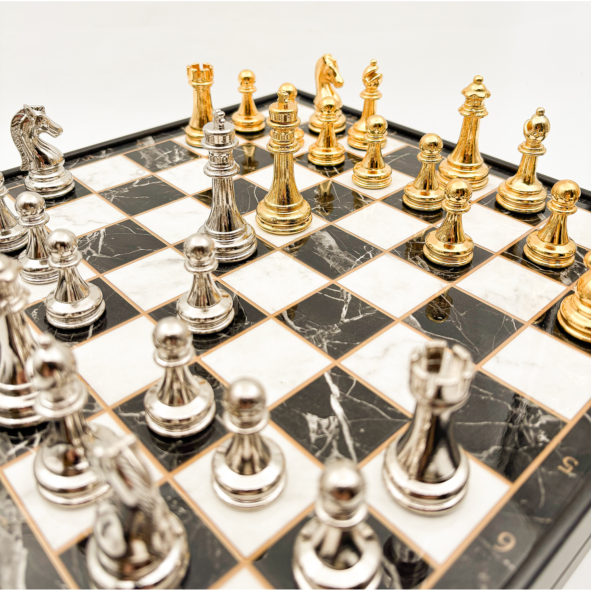 Ahşap Satranç Takımı Altın Gümüş Metal Taşlı MERKP30G - 13