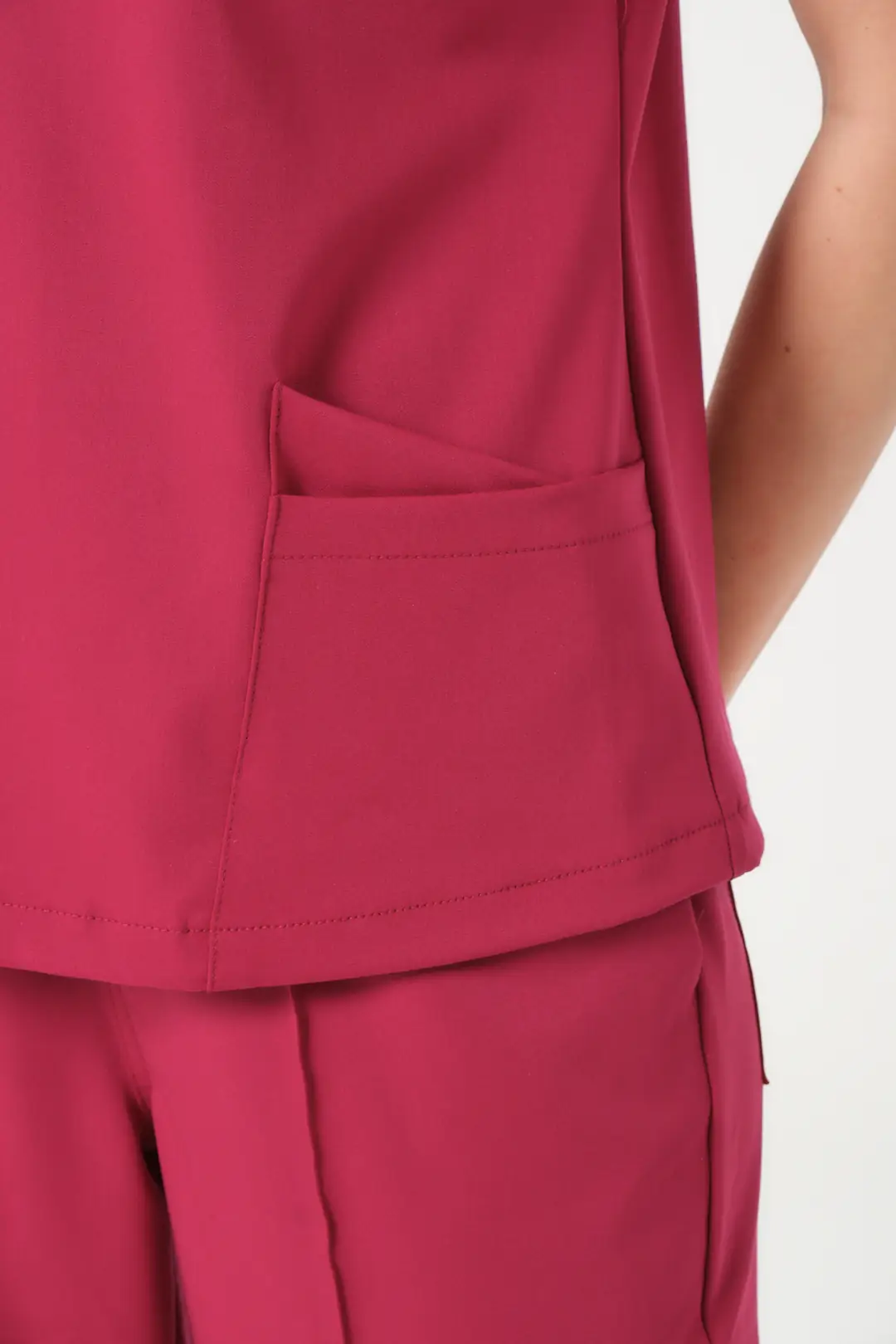 BIKING RED -LİSANS - LİSANS ÜSTÜ SAĞLIK ÇALIŞANLARI ÜST ÜNİFORMA (ELITE) - 4