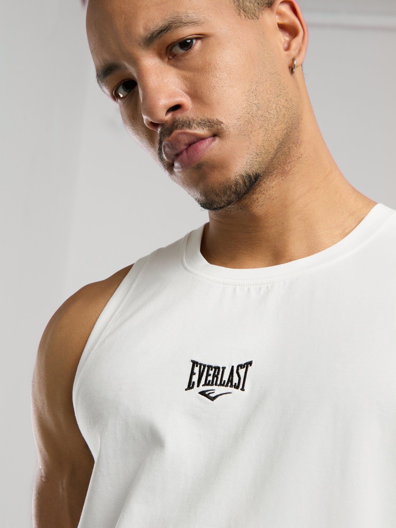 Ever Essentials Regular Beyaz Erkek Kolsuz Tişört - 3