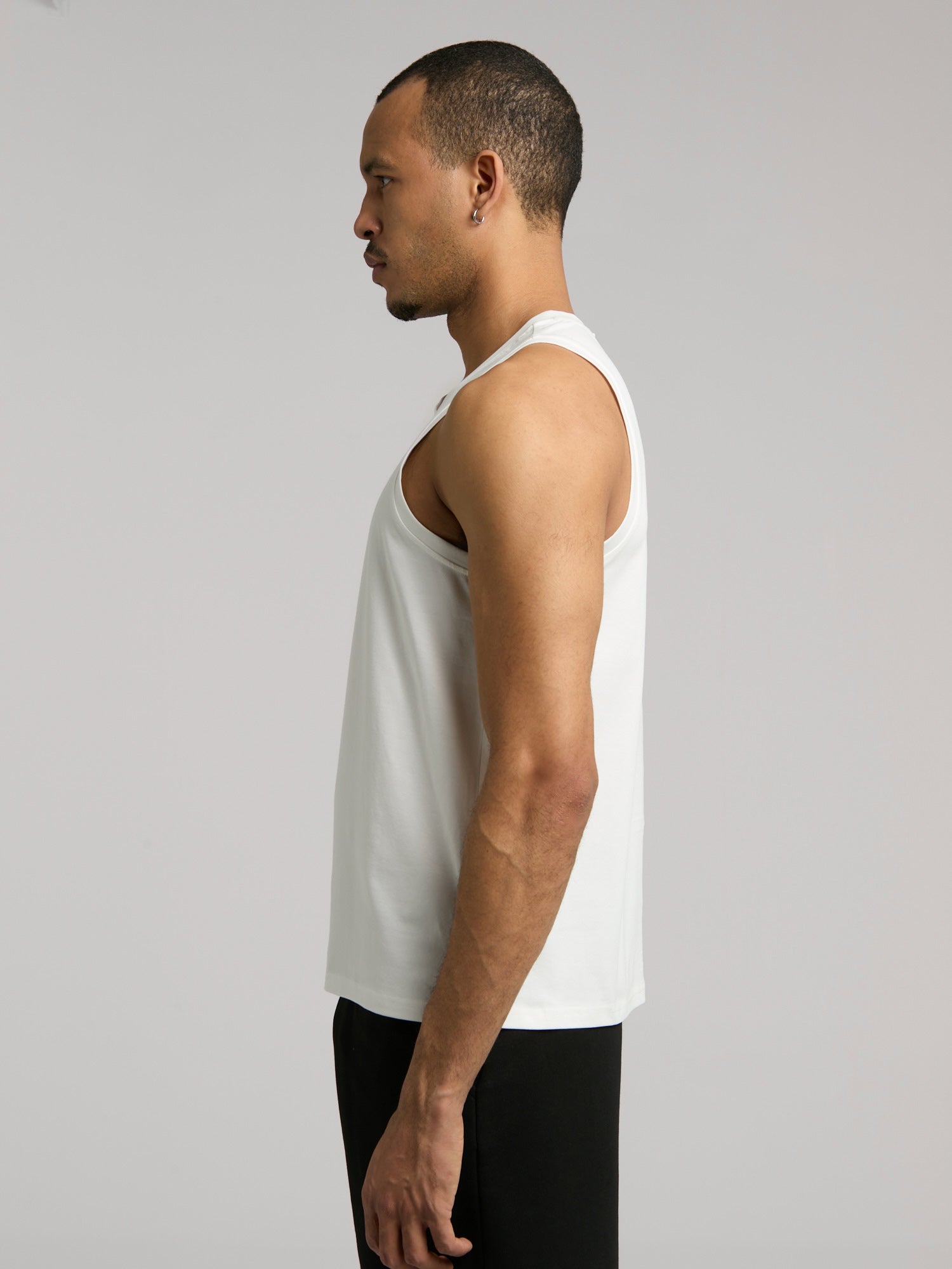 Ever Essentials Regular Beyaz Erkek Kolsuz Tişört - 5