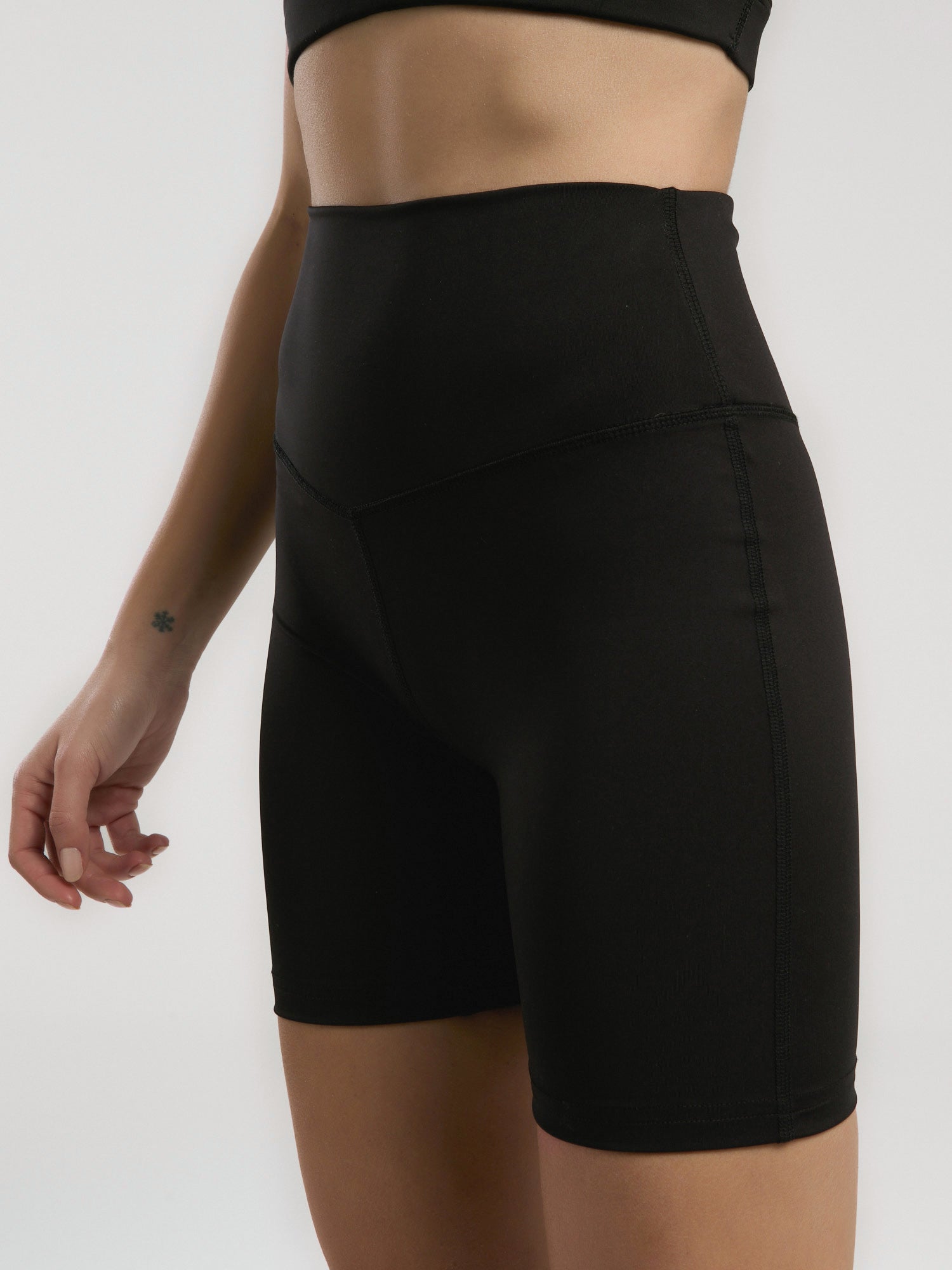 Everfit Training Essentials Siyah Kadın Kısa Tayt - 4