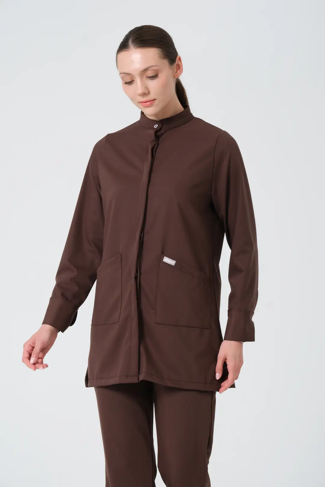 KAHVERENGİ - SAĞLIK ÇALIŞANLARI TESETTÜR ÜST ÜNİFORMA (ELITE)