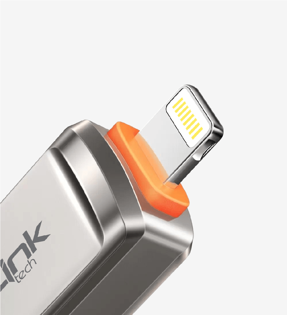 O198 USB-A → Lightning Adapter - 4