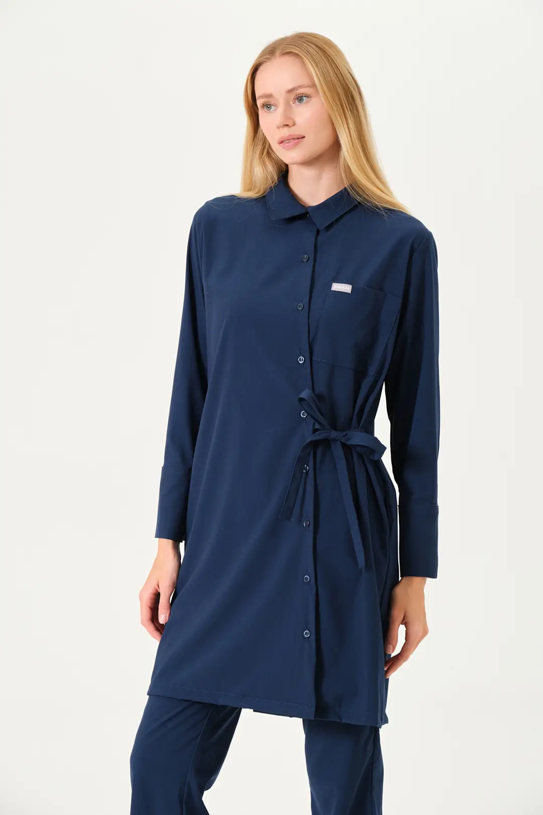 LUNA - LACİVERT KADIN TESETTÜR ÜST ÜNİFORMA