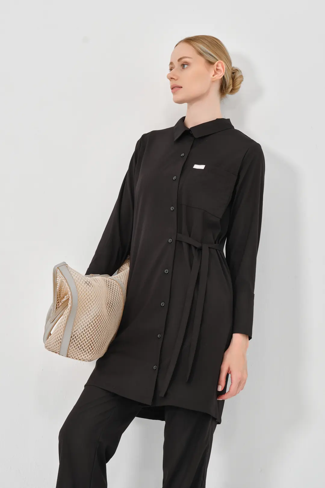 LUNA - SİYAH KADIN TESETTÜR ÜST ÜNİFORMA