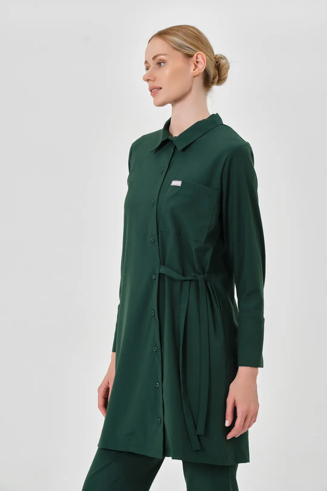 LUNA - YEŞİL KADIN TESETTÜR ÜST ÜNİFORMA