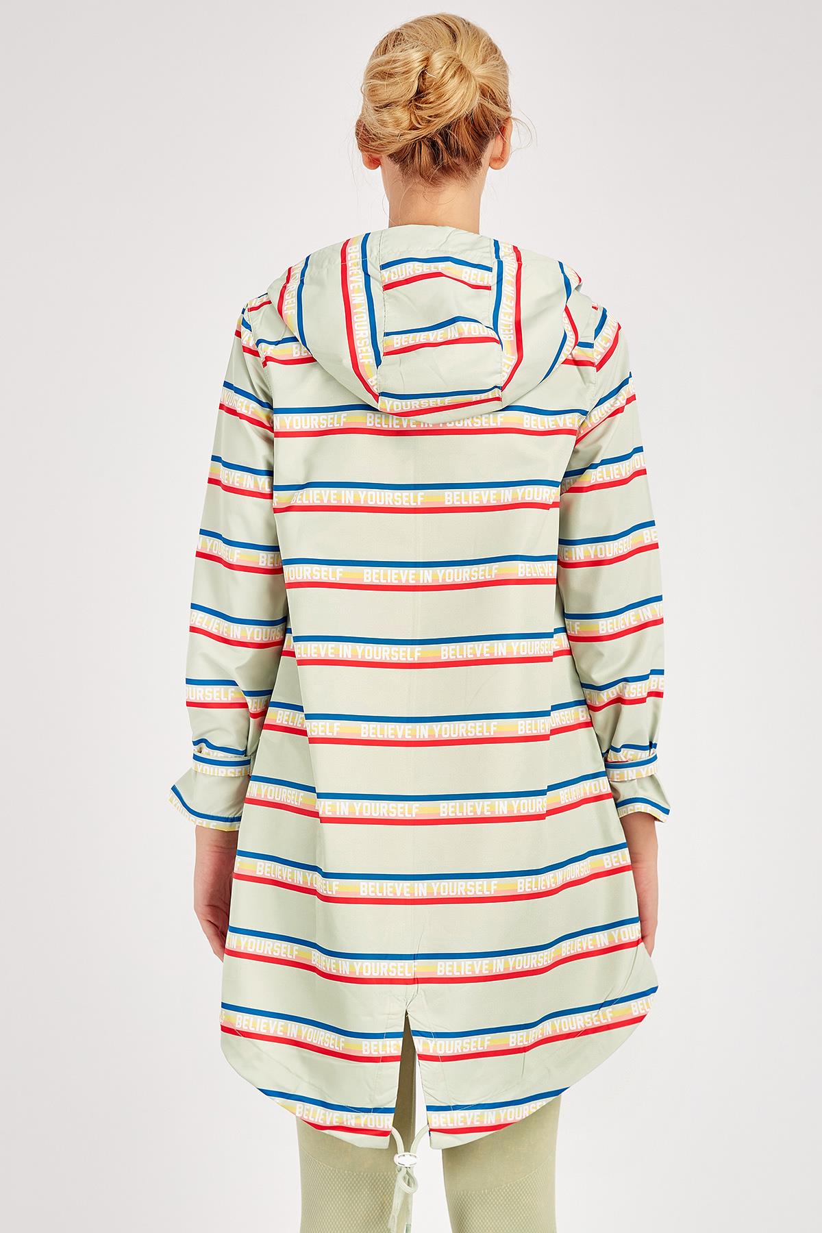 Maraton Comfort Kadın Kapüşonlu Açık Yeşil Yağmurluk - 3