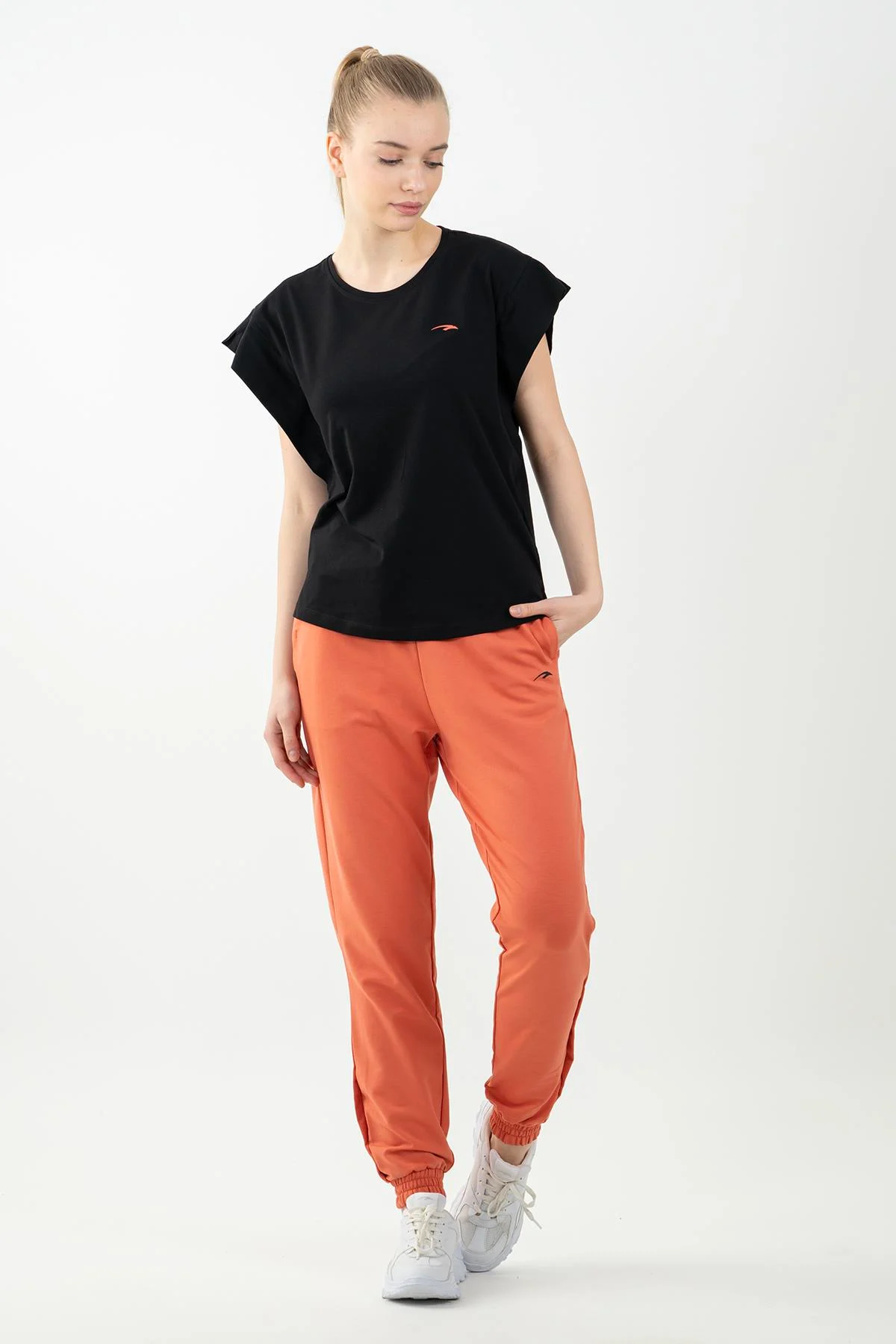 Maraton Regular Kadın Bisiklet Yaka Siyah- T-shirt - 4