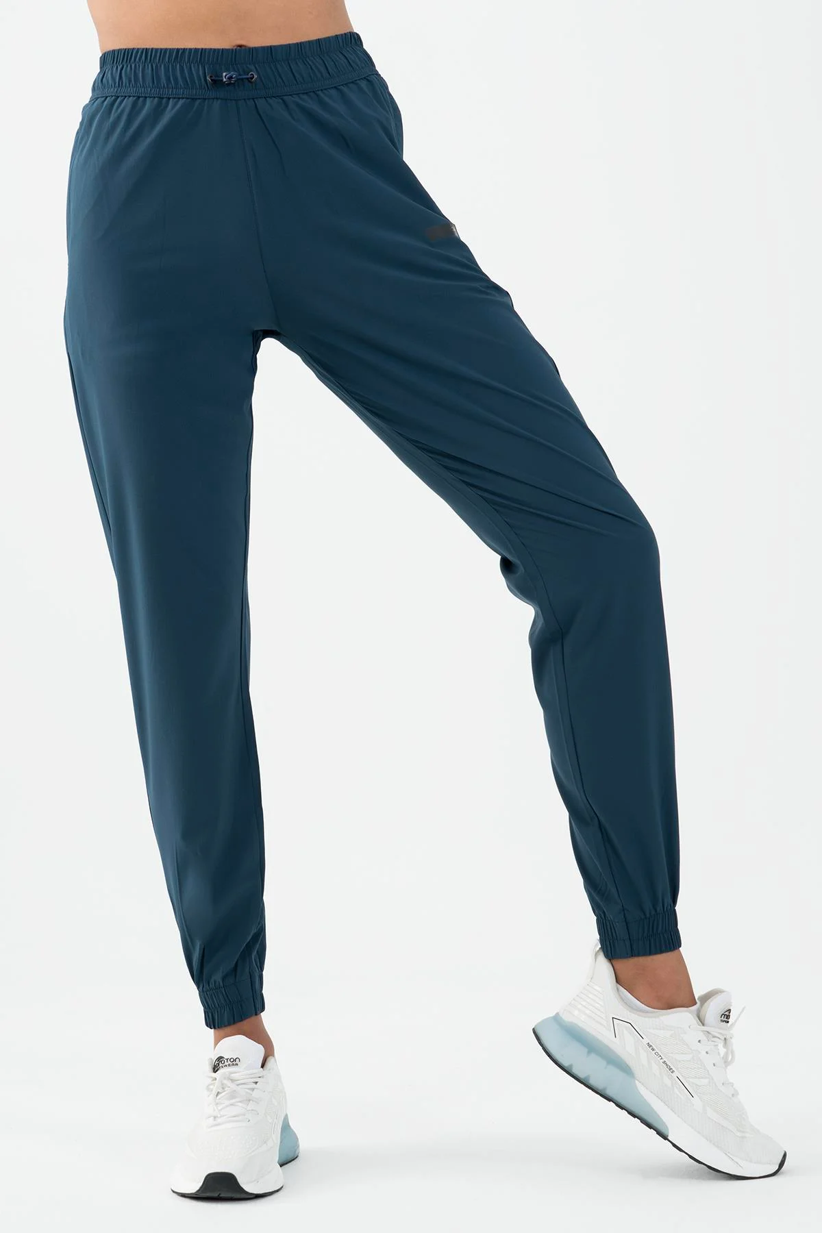 Maraton Regular Kadın Dönüşlü Lastik Paça Navy Pantolon - 4