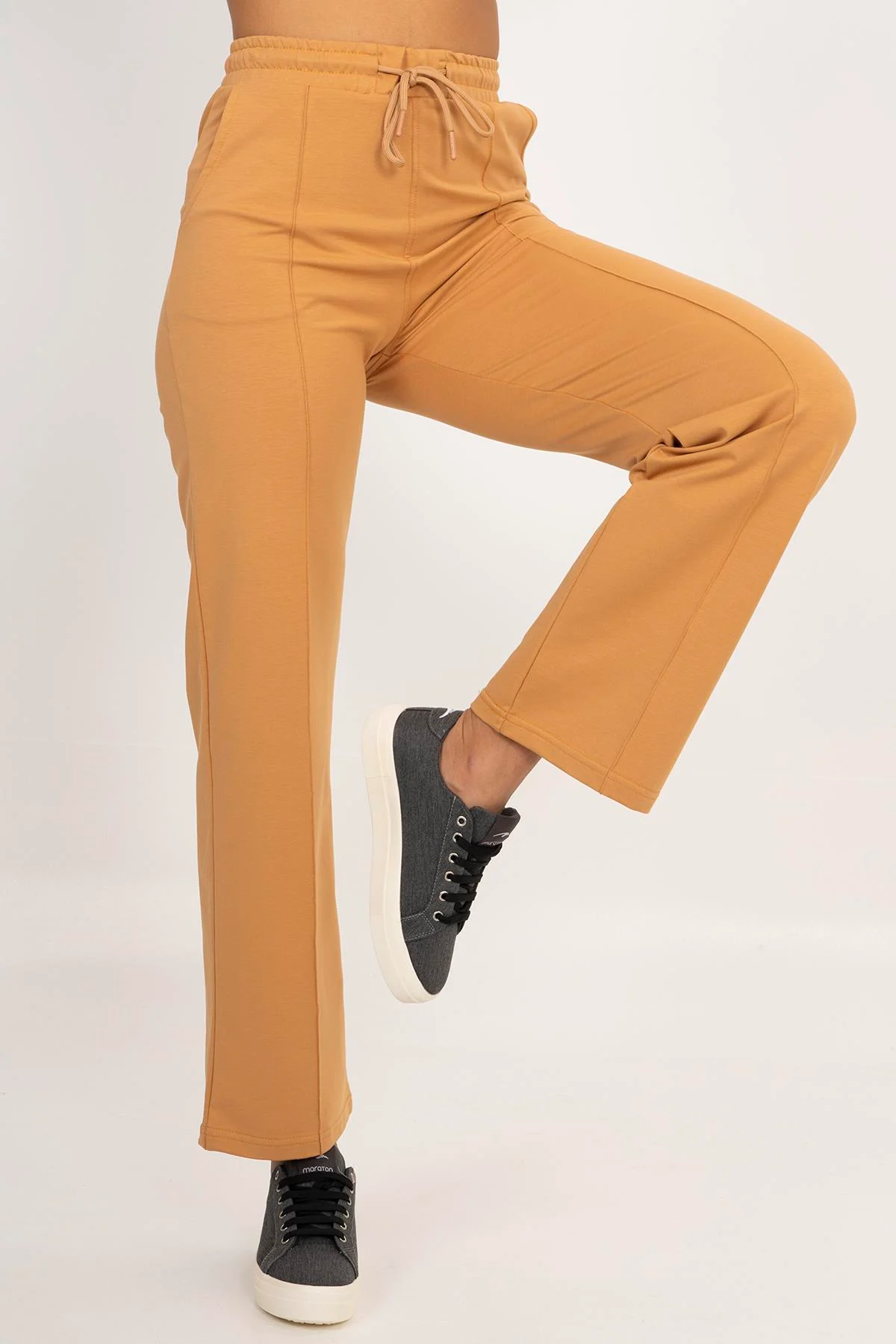 Maraton Regular Kadın İspanyol Paça Koyu Bej Pantolon