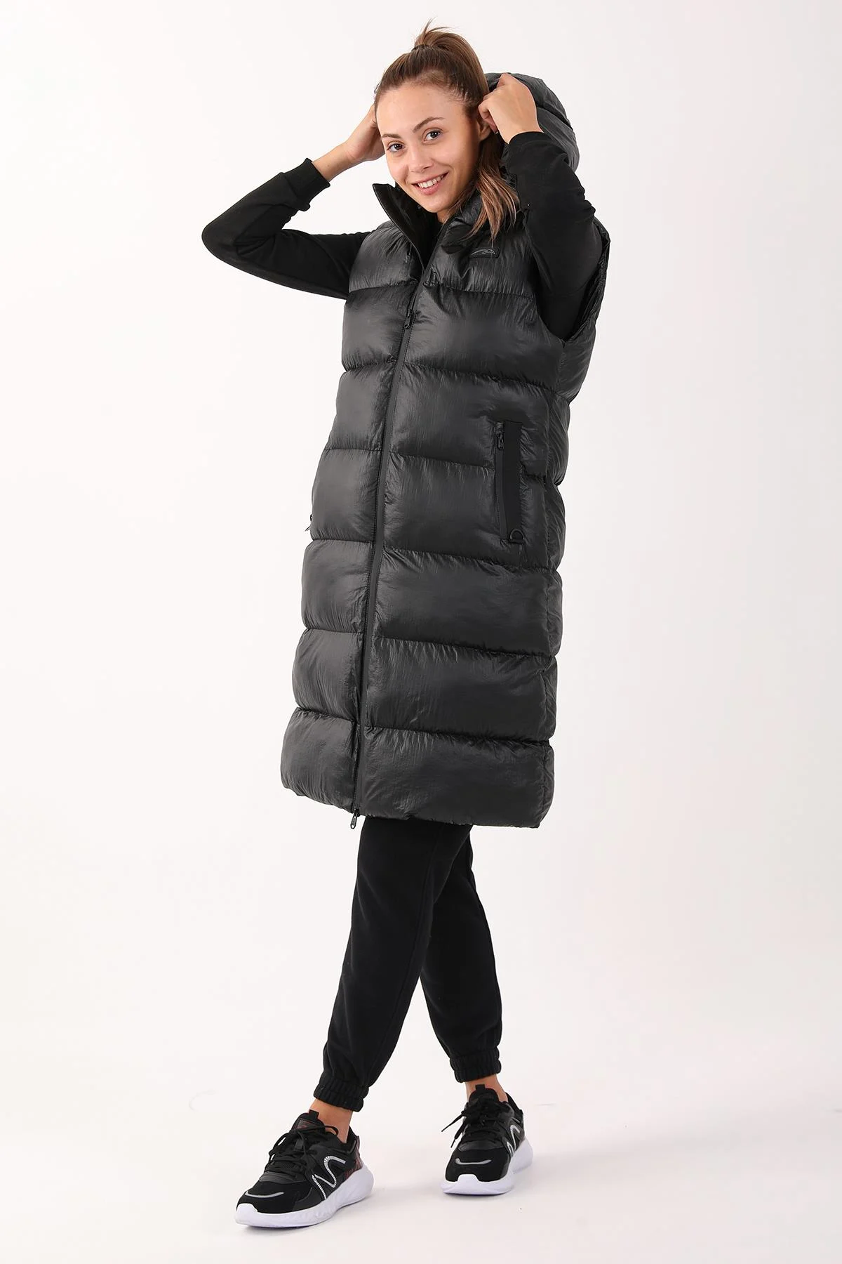 Maraton Regular Kadın Kapüşonlu Siyah Yelek - 4