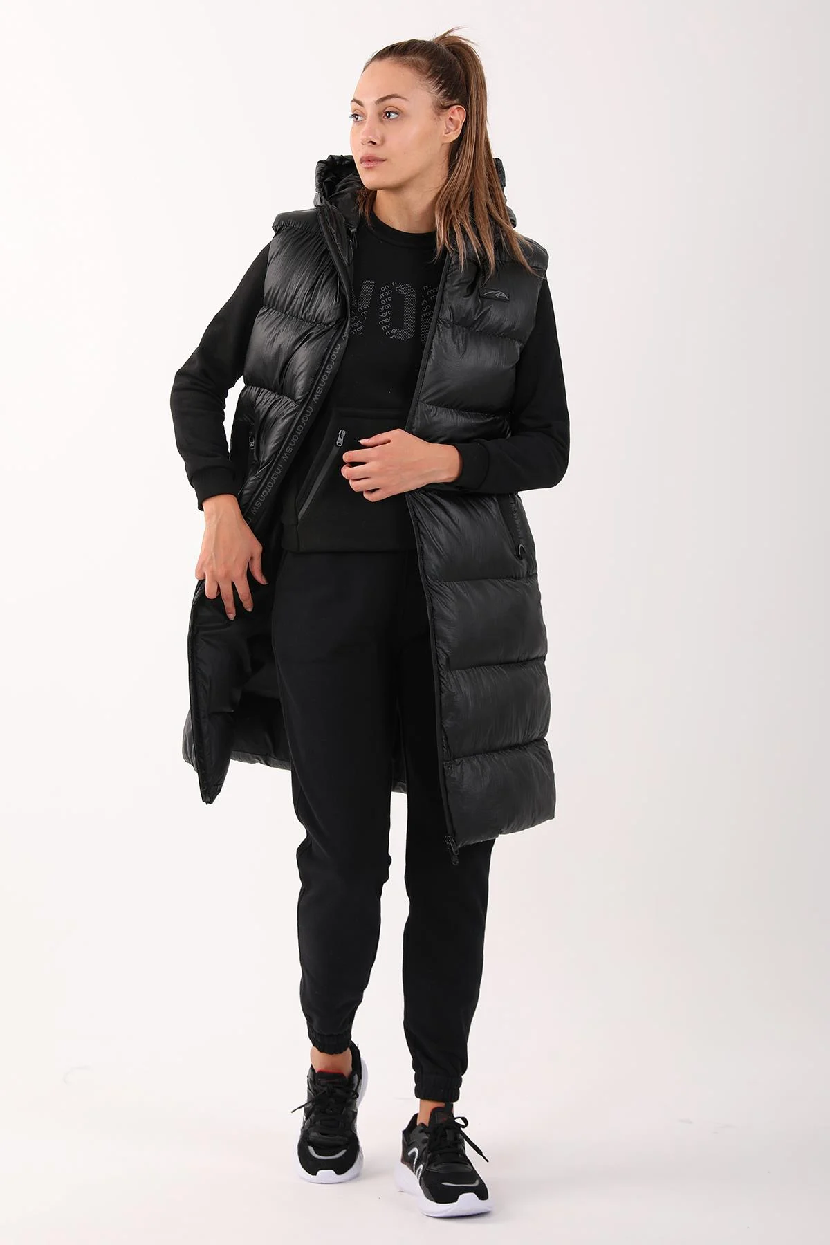 Maraton Regular Kadın Kapüşonlu Siyah Yelek - 5