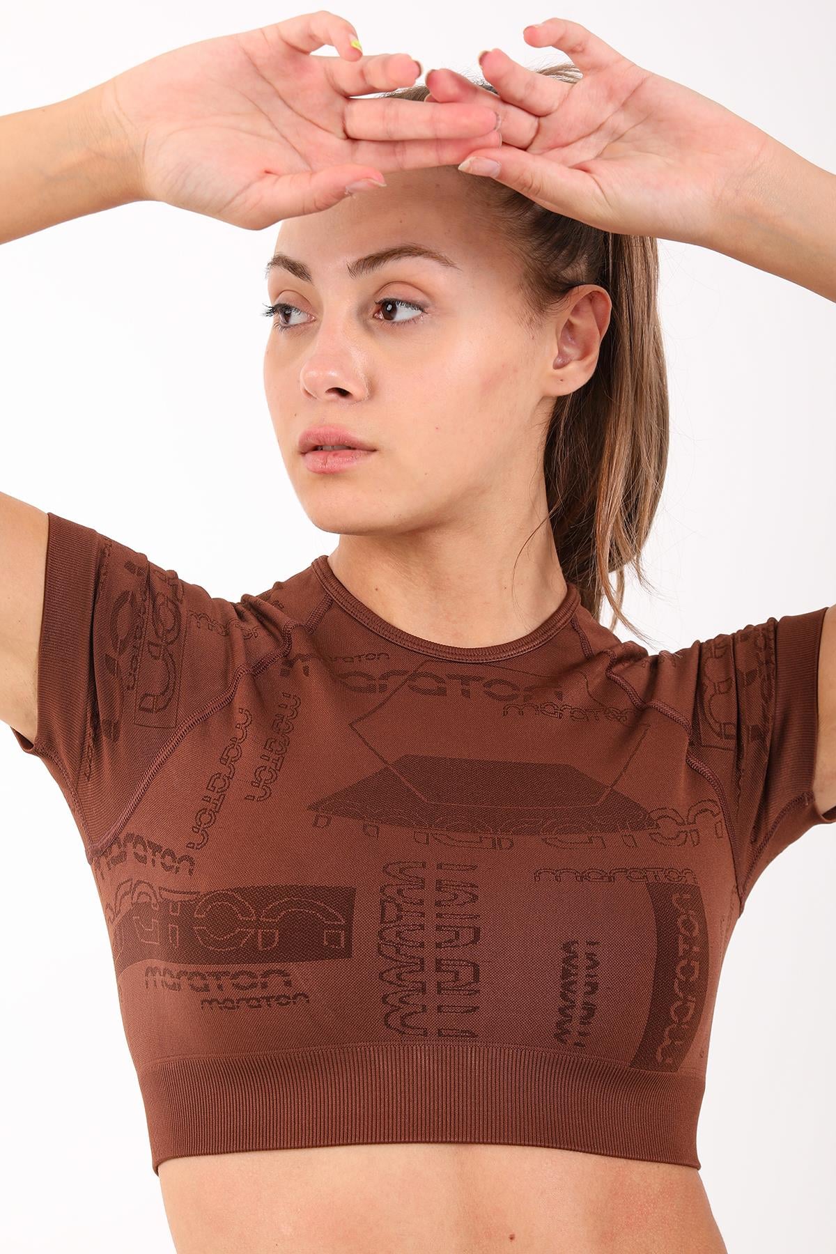 Maraton SlimFit Kadın Bisiklet Yaka Sepya Crop Top