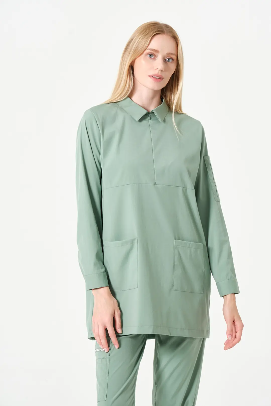 ROSA - LİMON YEŞİLİ KADIN TESETTÜR ÜST ÜNİFORMA