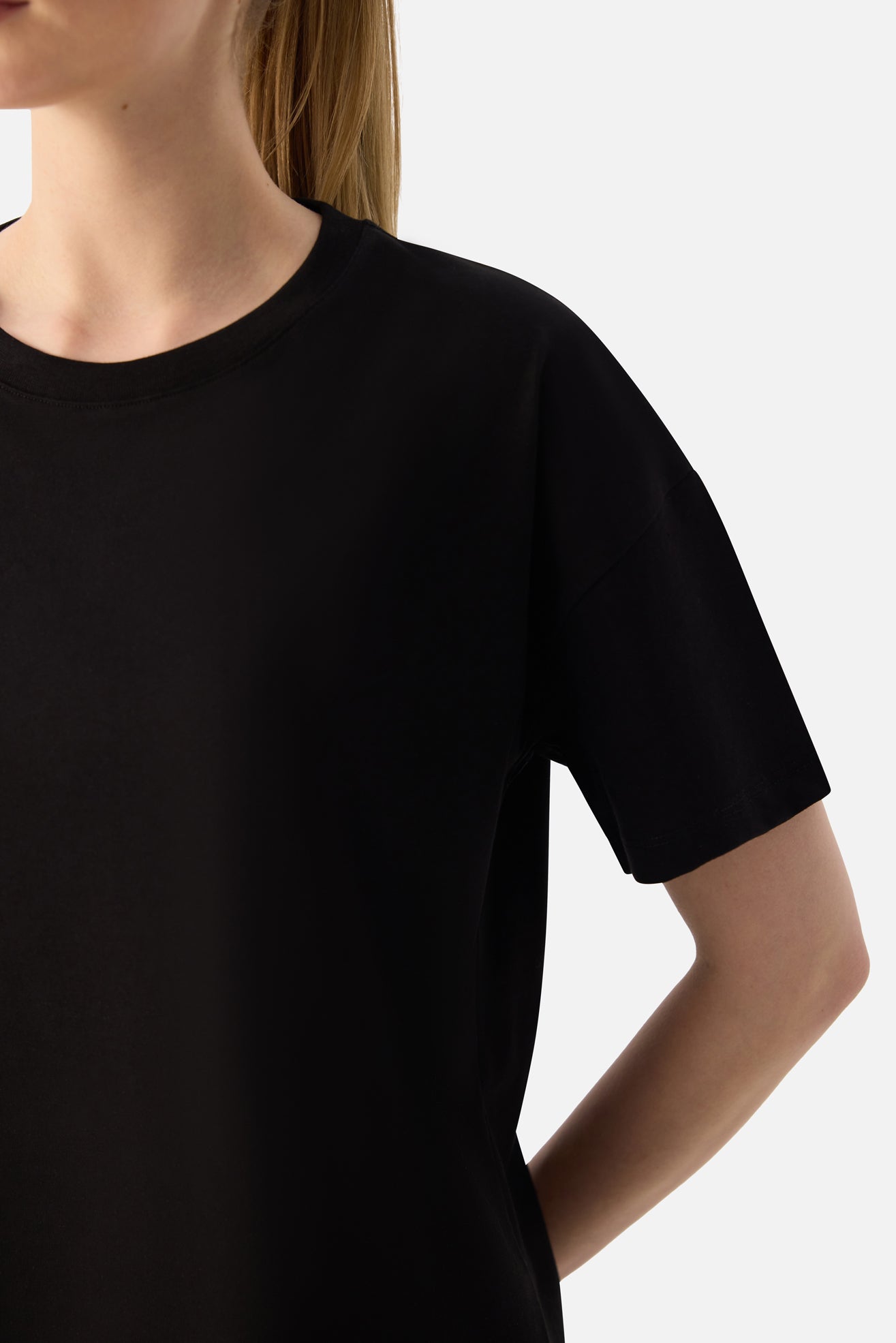 Elora Rahat Kalıp Oversize Siyah Tişört - 7