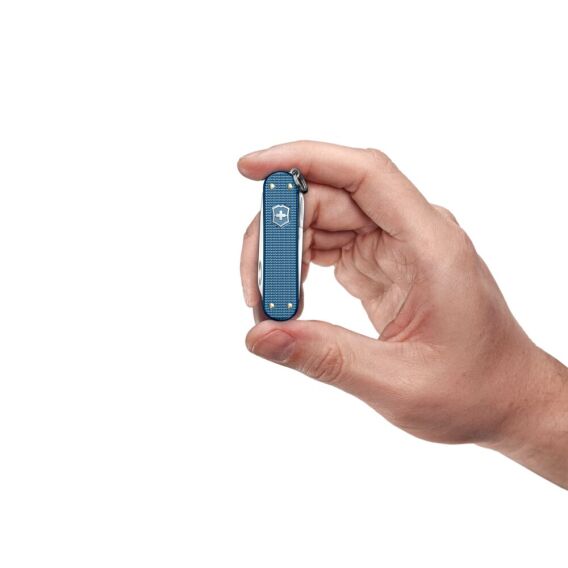 Victorinox 0.6221.L26 Classic SD 58mm Alox 2026 Limitli Üretim Çakı, Mavi - 5