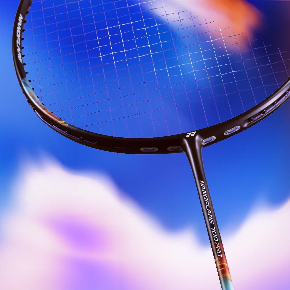 Yonex Nanoflare 700 Pro (Kordajsız) 4U (Ort. 83g) G5 Badminton Raketi - Gece Moru - 7